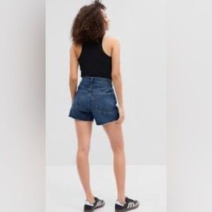 GAP 4” high rise stride dark indigo Blue Jean Shorts with Frayed Hem, size 12